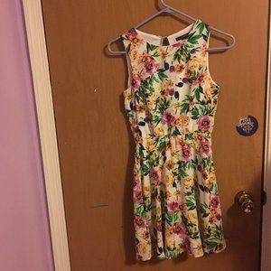 Floral open back Dress!
